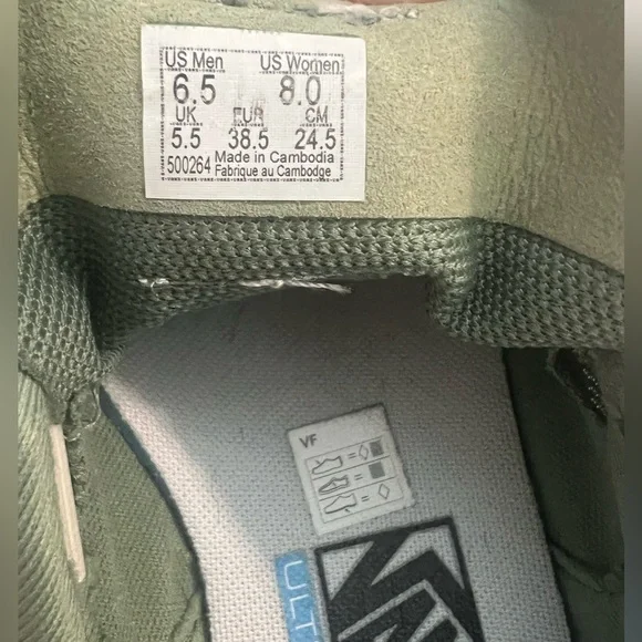 Vans women’s size 8 green - Picture 3 of 3